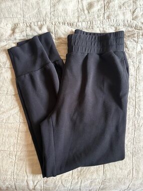 Varley Black Jogger Track Pants